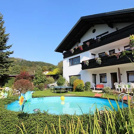 Gaestehaus Schachnerhoehe Oda ve Kahvaltı