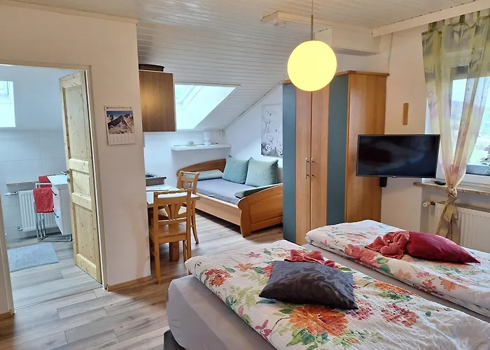 Gaestehaus Schachnerhoehe Couette-café Steyr